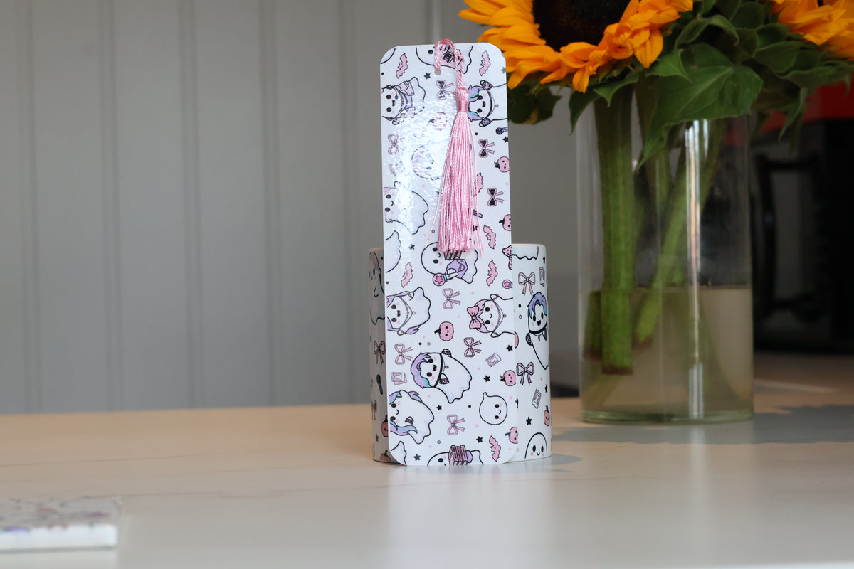 Pastel K-Pop Ghost Laminated Bookmark, Cute Kawaii Spooky Season Accessory
