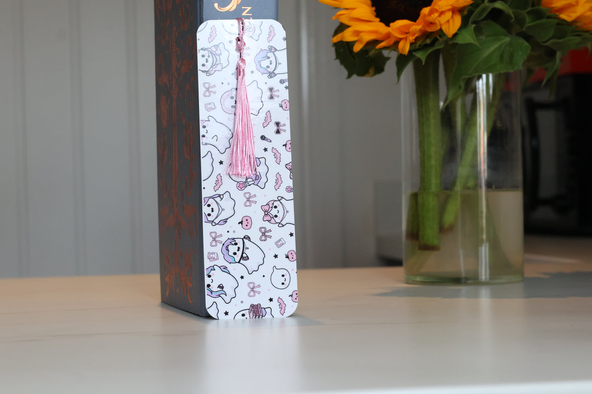 Pastel K-Pop Ghost Laminated Bookmark, Cute Kawaii Spooky Season Accessory